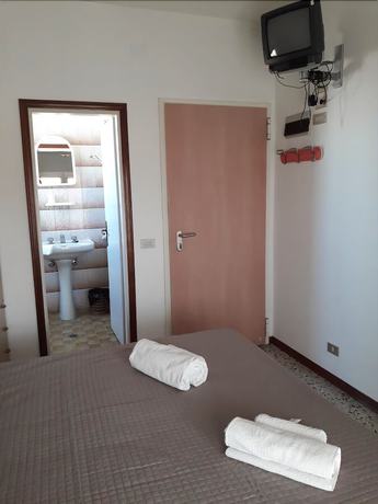 Imagen de la habitación del Hotel Sirena, Bellaria-Igea Marina. Foto 6