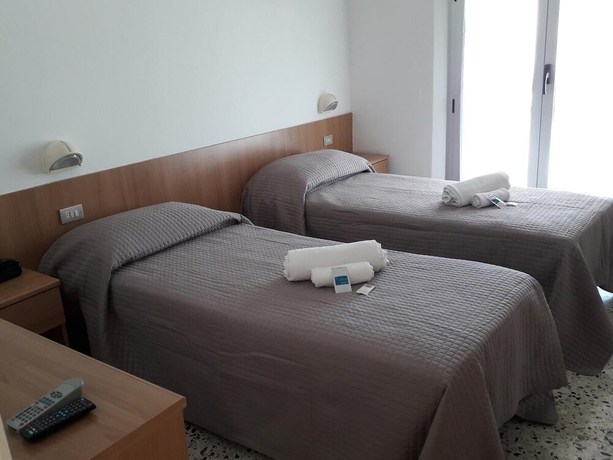 Imagen de la habitación del Hotel Sirena, Bellaria-Igea Marina. Foto 8