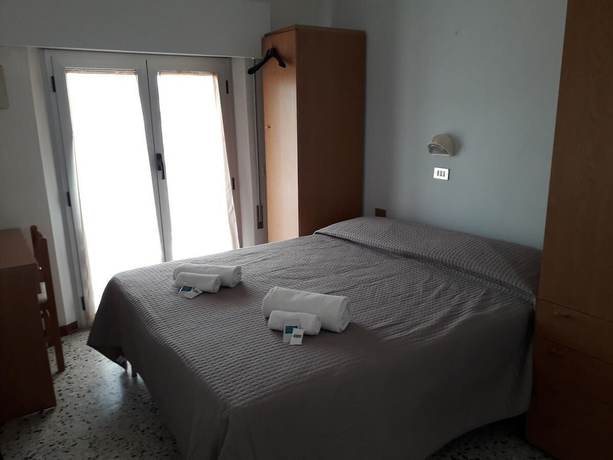 Imagen de la habitación del Hotel Sirena, Bellaria-Igea Marina. Foto 10