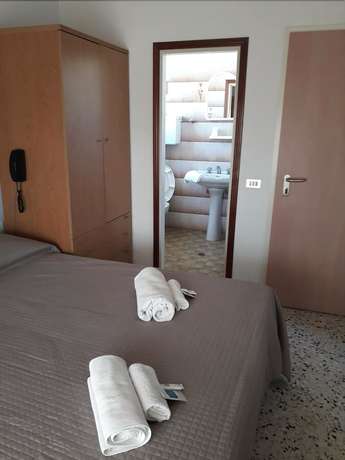 Imagen de la habitación del Hotel Sirena, Bellaria-Igea Marina. Foto 11