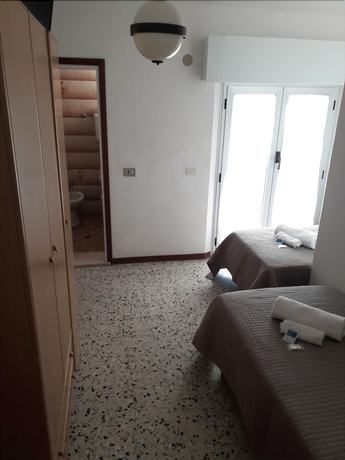 Imagen de la habitación del Hotel Sirena, Bellaria-Igea Marina. Foto 12