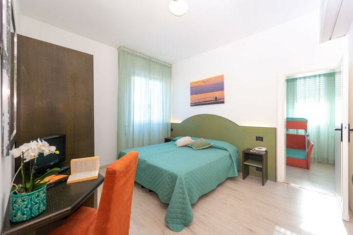 Imagen de la habitación del Hotel Sirena, Camaiore. Foto 19