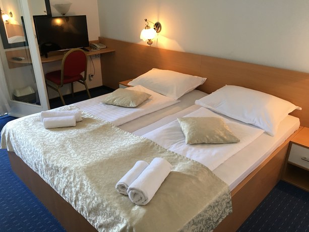 Imagen de la habitación del Hotel Sirena Hvar. Foto 11