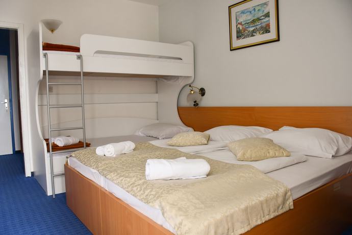 Imagen de la habitación del Hotel Sirena Hvar. Foto 15
