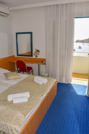 Imagen de la habitación del Hotel Sirena Hvar. Foto 16