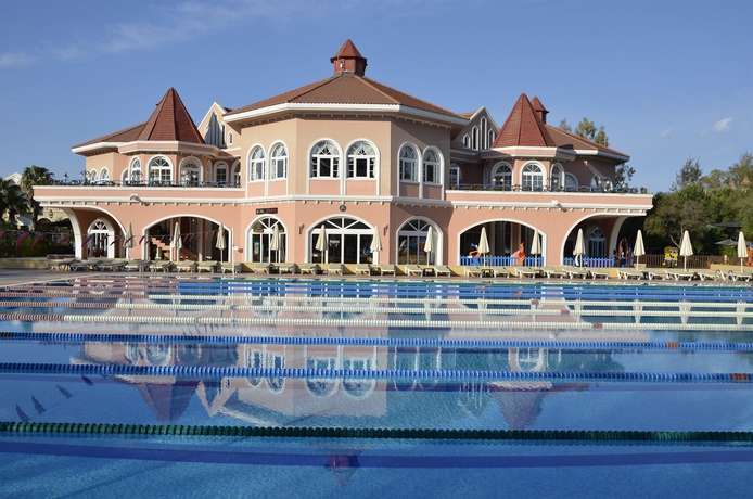 Imagen de la piscina del Hotel Sirene Belek. Foto 17