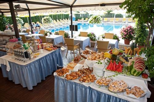 Imagen general del Hotel Sirenetta, Lido Di Jesolo. Foto 3