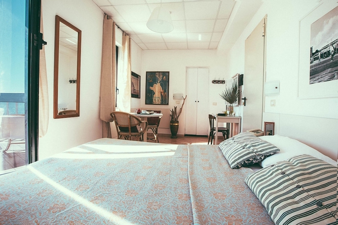 Imagen de la habitación del Hotel Sirenetta, Lido di Ostia. Foto 8