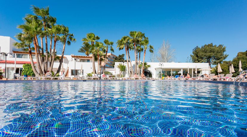 Imagen general del Hotel Sirenis Hotel Club Siesta. Foto 3