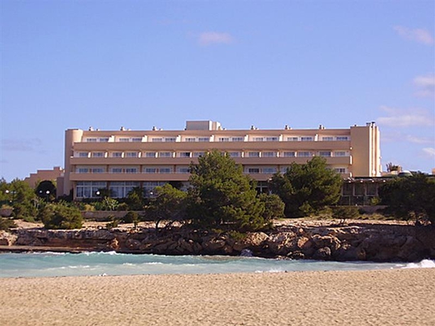 Imagen general del Hotel Sirenis Seaview Country Club. Foto 2