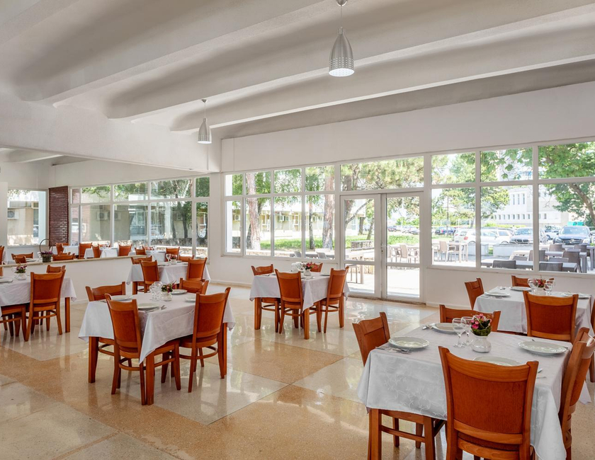 Imagen general del Hotel Siret. Foto 9