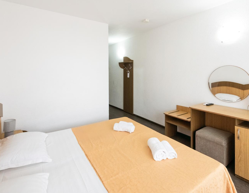 Imagen general del Hotel Siret. Foto 19