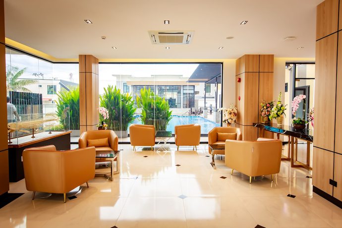 Imagen de los interiores del Hotel Siri Hotel Lumphun. Foto 14