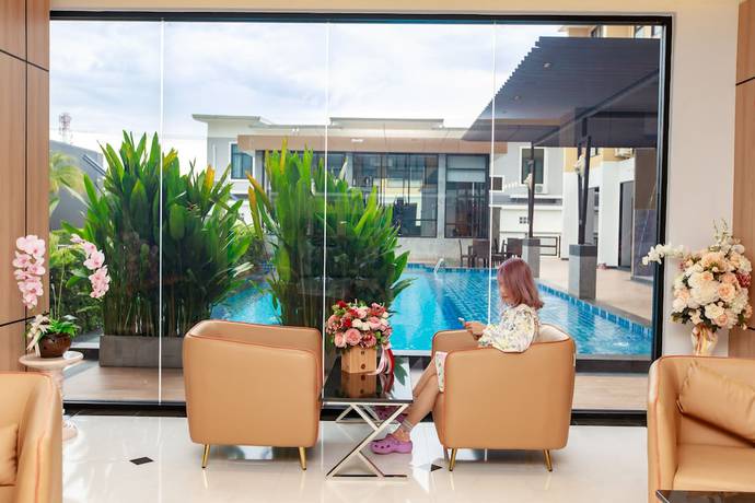 Imagen de los interiores del Hotel Siri Hotel Lumphun. Foto 15