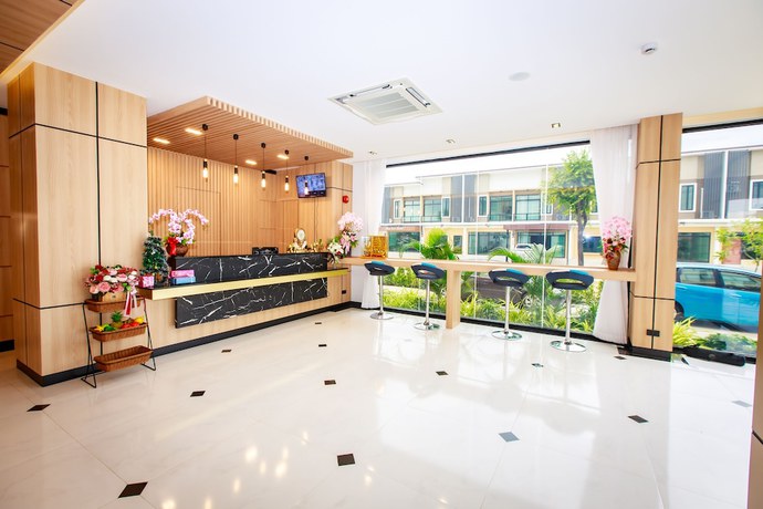 Imagen de los interiores del Hotel Siri Hotel Lumphun. Foto 18