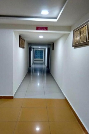 Imagen de los interiores del Hotel Siri Inn. Foto 12