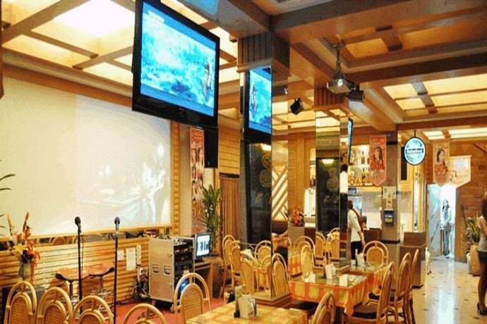 Imagen del bar/restaurante del Hotel Siri, Nakhon Ratchasima. Foto 3