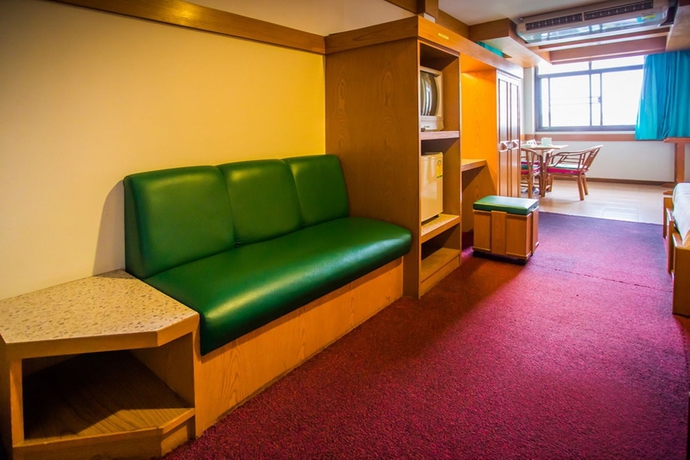 Imagen de la habitación del Hotel Siri, Nakhon Ratchasima. Foto 15