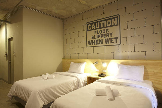 Imagen de la habitación del Hotel Siri Oriental Bangkok. Foto 5