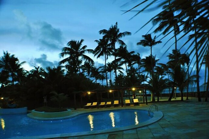 Imagen de la piscina del Hotel Siri Para&iacute;so. Foto 35