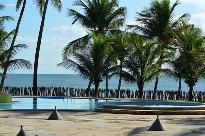 Imagen de la piscina del Hotel Siri Para&iacute;so. Foto 37