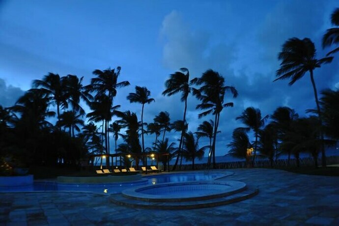 Imagen de la piscina del Hotel Siri Para&iacute;so. Foto 38