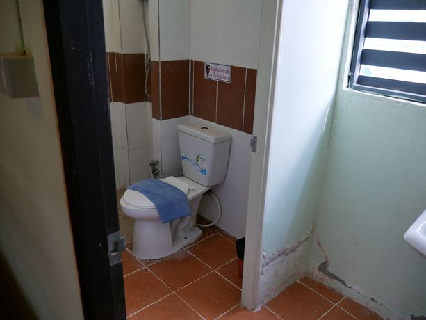 Imagen de la piscina del Hotel Siri Place. Foto 17