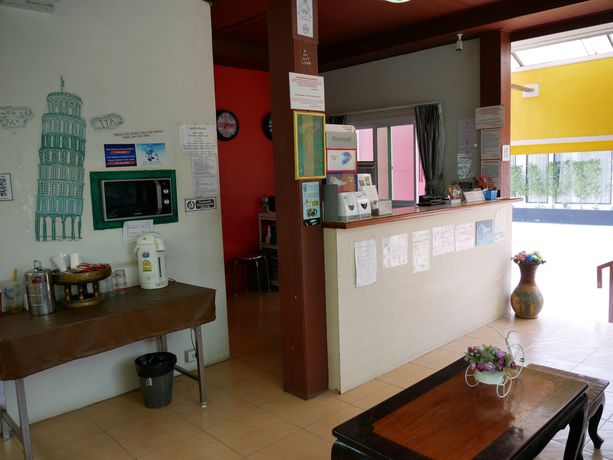 Imagen de la piscina del Hotel Siri Place. Foto 19