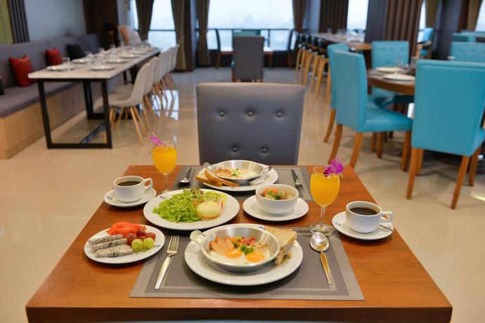 Imagen del bar/restaurante del Hotel Siri Ratchada Bangkok. Foto 6
