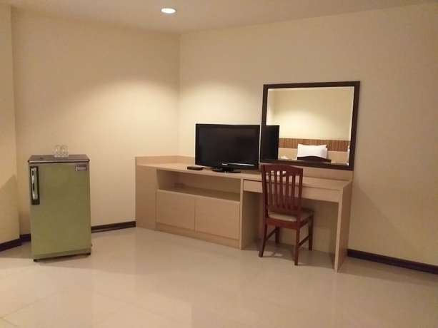 Imagen de la habitación del Hotel Sirichai - Chaiyaphum. Foto 10