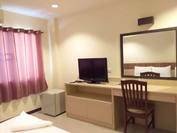 Imagen de la habitación del Hotel Sirichai - Chaiyaphum. Foto 12