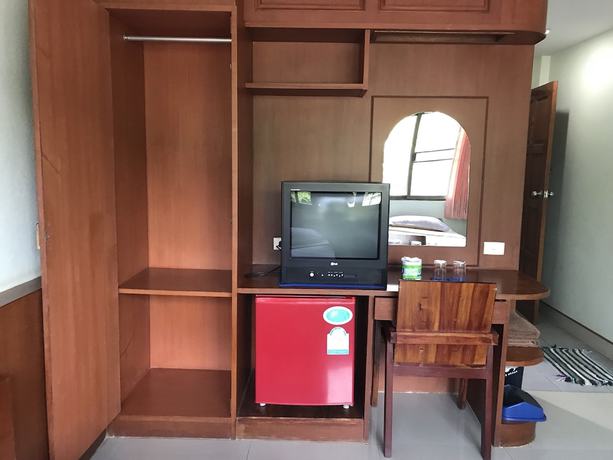 Imagen de la habitación del Hotel Sirimongkol. Foto 13