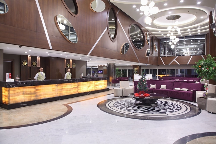 Imagen de los interiores del Hotel Sirin Park. Foto 17