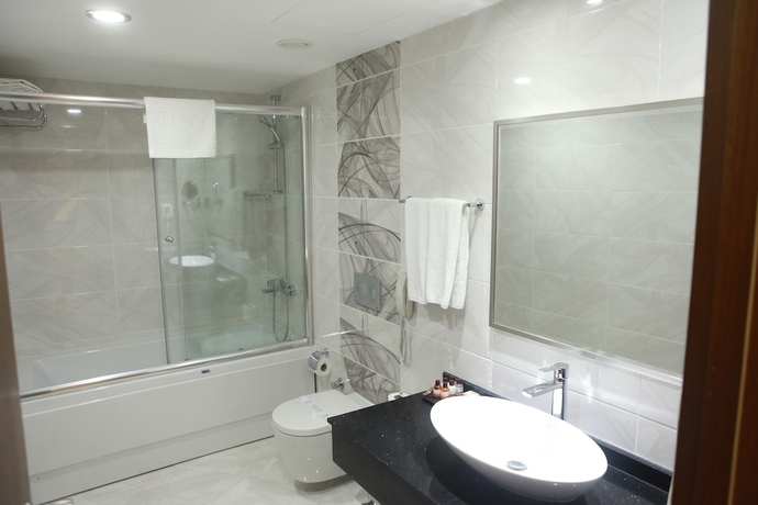 Imagen de la habitación del Hotel Sirin Park. Foto 13