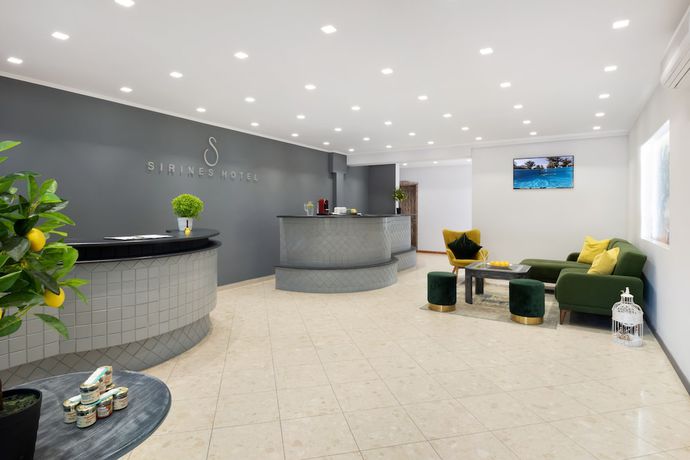 Imagen de los interiores del Hotel Sirines Complex. Foto 19
