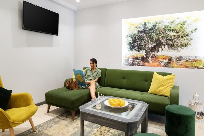Imagen de los interiores del Hotel Sirines Complex. Foto 20