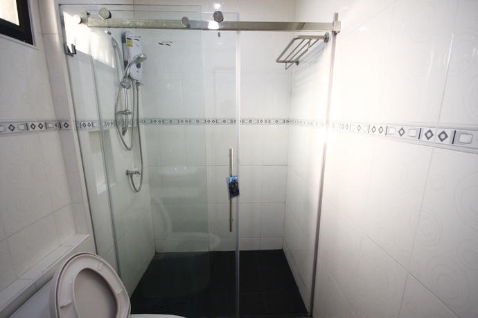 Imagen de la habitación del Hotel Siriniran Resort. Foto 15