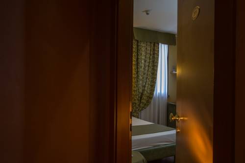 Imagen de la habitación del Hotel Sirio, Dormelleto. Foto 6