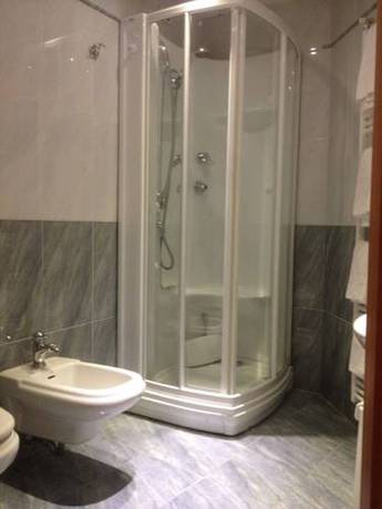 Imagen de la habitación del Hotel Sirio, Dormelleto. Foto 9