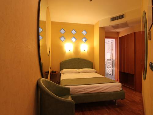 Imagen de la habitación del Hotel Sirio, Dormelleto. Foto 10