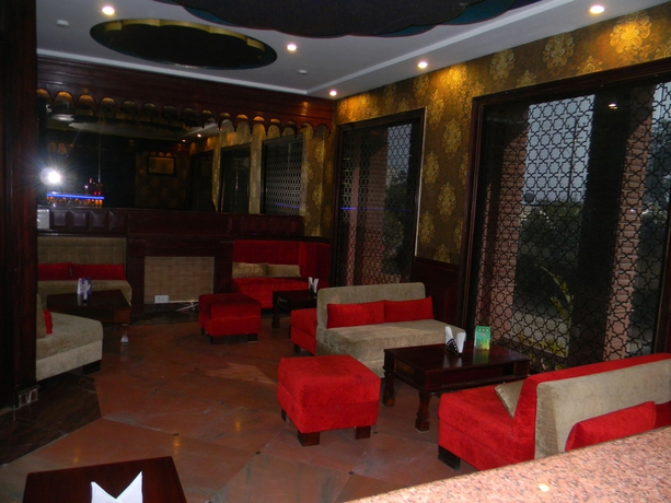 Imagen del bar/restaurante del Hotel Siris 18, Agra. Foto 1