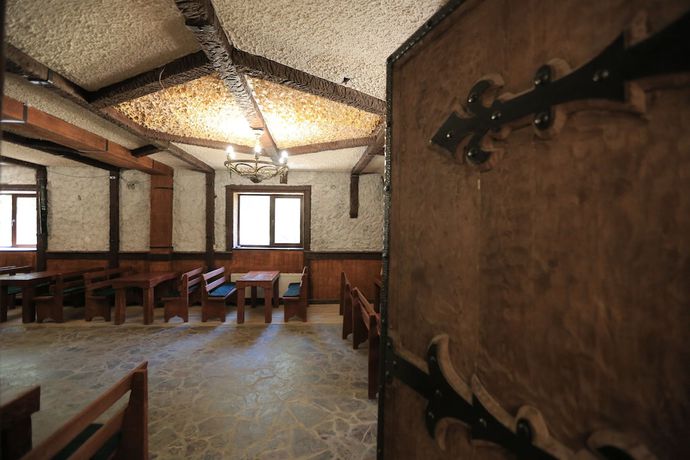 Imagen del bar/restaurante del Hotel Sirius Azau. Foto 2