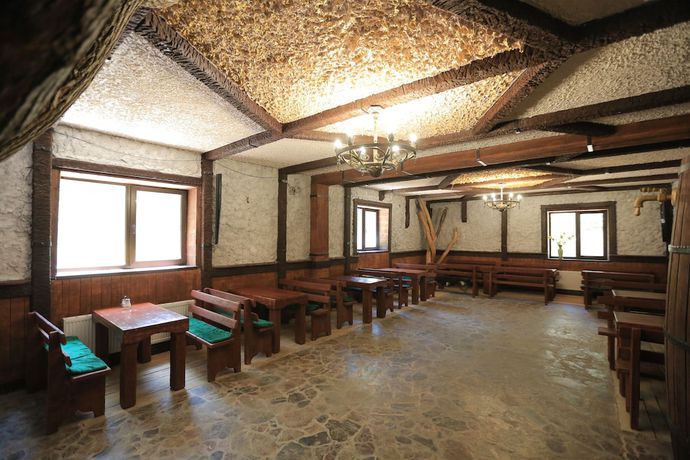 Imagen del bar/restaurante del Hotel Sirius Azau. Foto 3