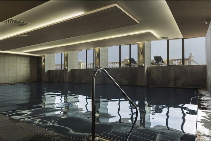 Imagen de la piscina del Hotel Sirius Beach Hotel and SPA. Foto 18