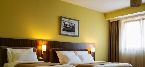 Imagen de la habitación del Hotel Sirius, Pristina. Foto 8