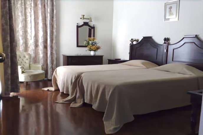 Imagen de la habitación del Hotel Sirius, Santa Luzia (Funchal). Foto 3