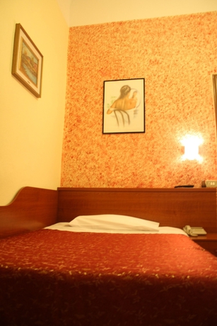 Imagen de la habitación del Hotel Siro. Foto 10