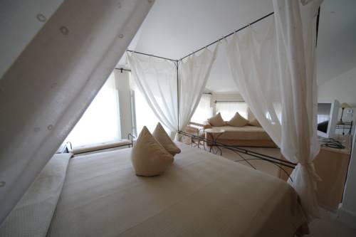 Imagen de la habitación del Hotel Sirolo. Foto 3