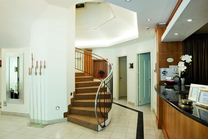 Imagen de los interiores del Hotel Sirolo. Foto 14