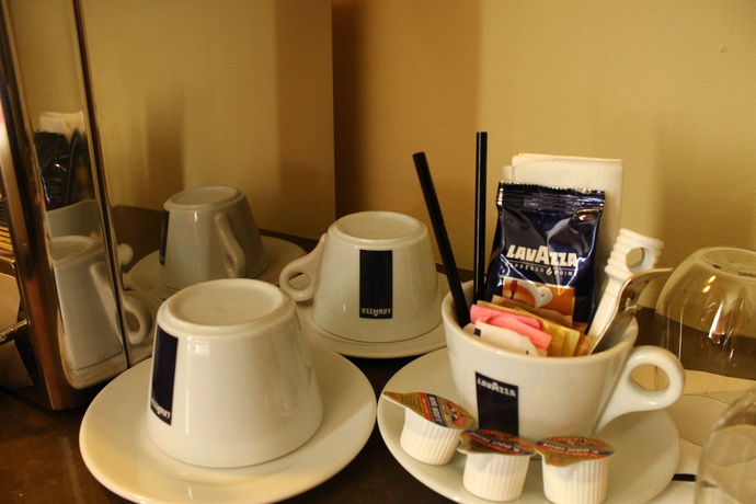 Imagen de la habitación del Hotel Sirtaj - Beverly Hills. Foto 10